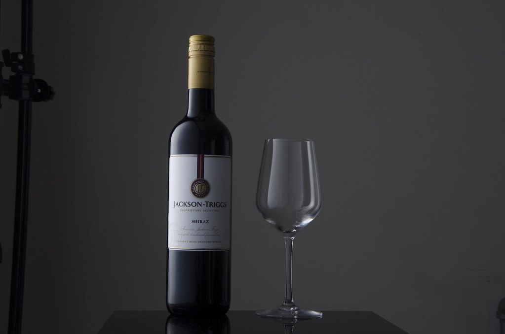 Chup-anh-san-pham-ruou