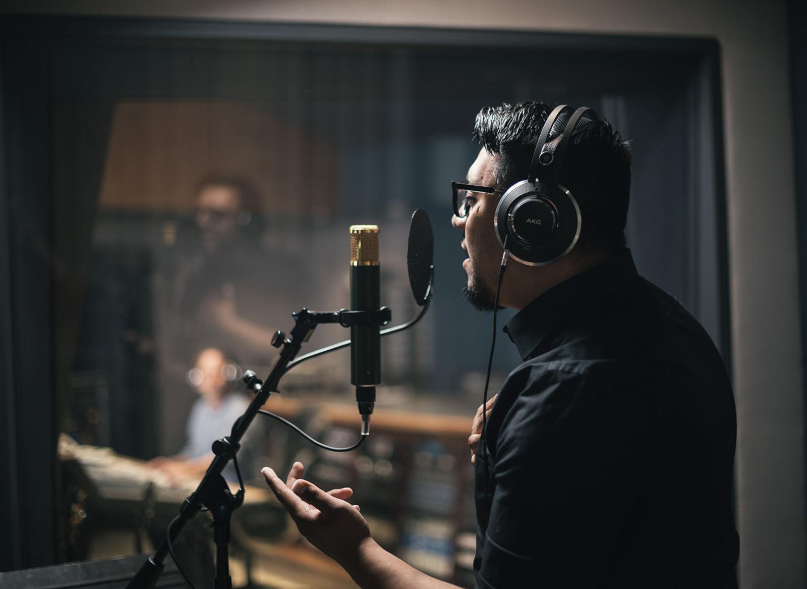 dich-vu-thu-am-la-gi